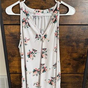 Pulse White Pink Sleeveless Tank Top